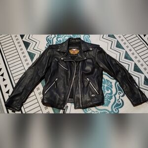 Vintage Woman's Xs Harley Davidson Leather Jacket